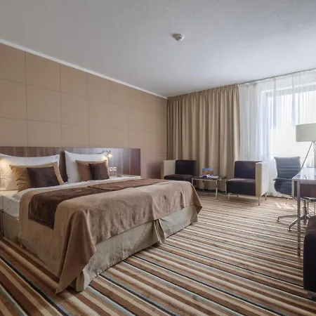 Hotel Business Astrum Laus