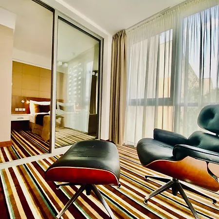 Hotel Business Astrum Laus Levice