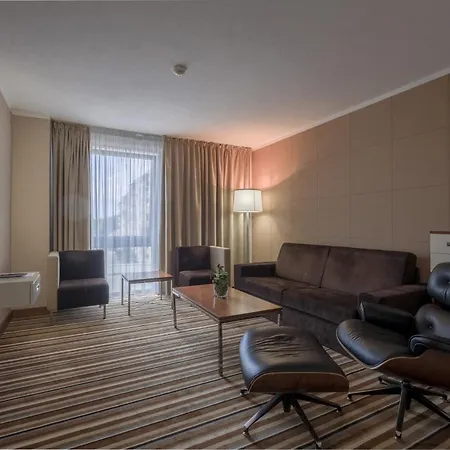 Hotel Business Astrum Laus