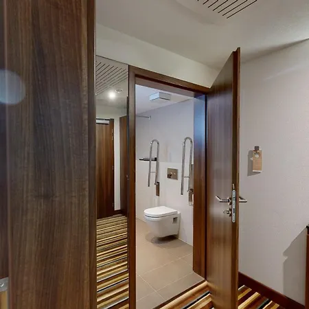 Business Astrum Laus Hotel Levice