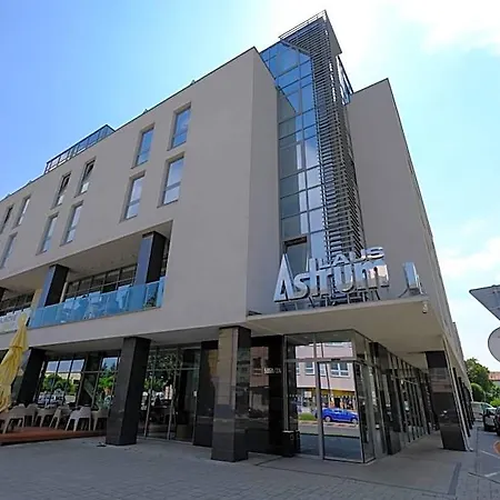 Business Astrum Laus