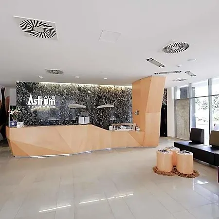 Business Astrum Laus Hotel Levice