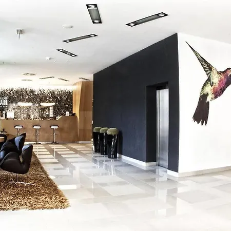 Business Astrum Laus Hotel 4*