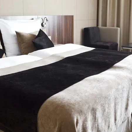 Hotel Business Astrum Laus Levice