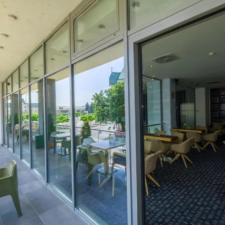 Business Astrum Laus